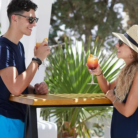 Blue Sea ホテル Kamári